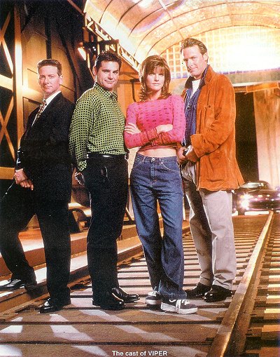 The cast of Viper